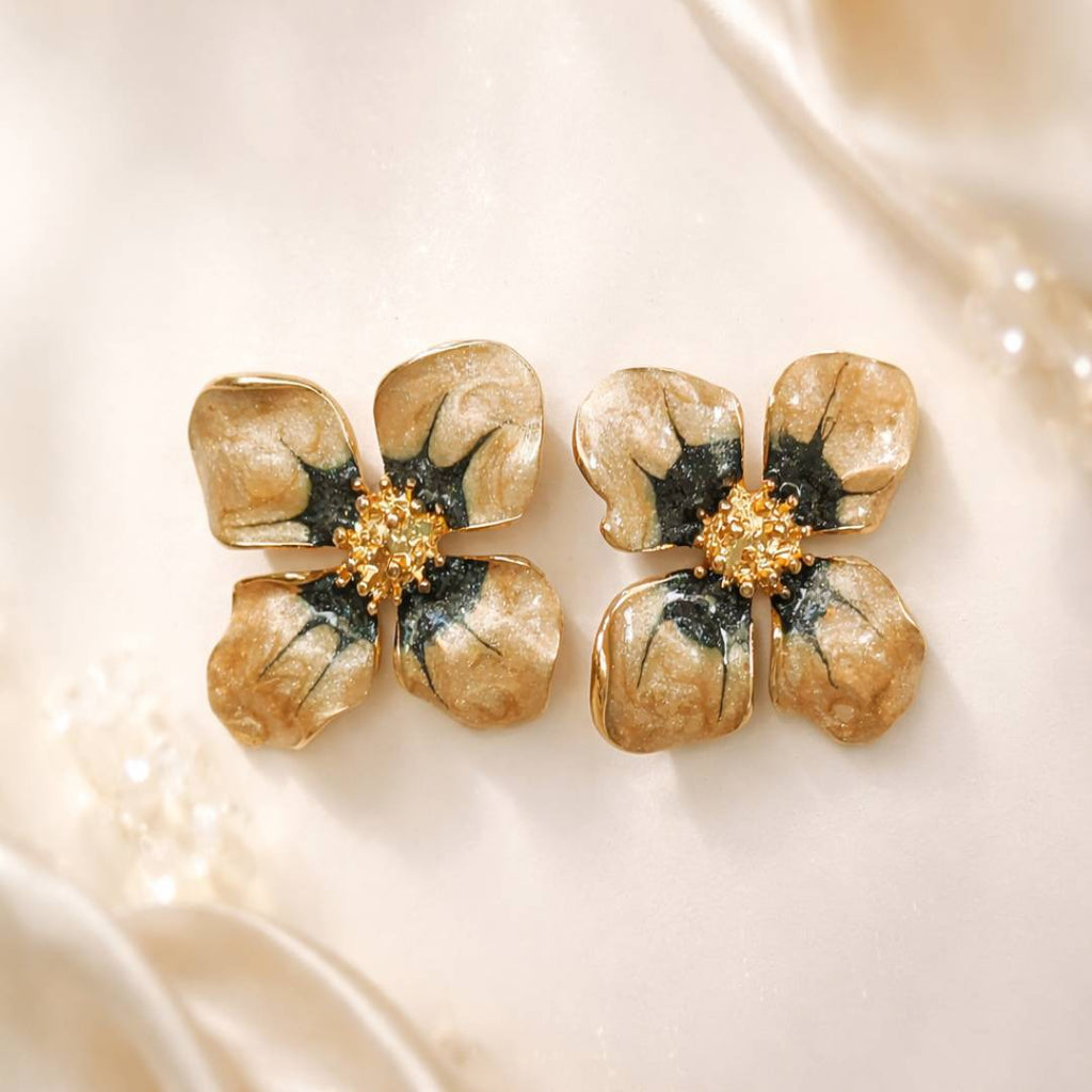 Honey Noir Anti-Tarnish Enamel Statement Stud Earrings – Pack of 1 Pair