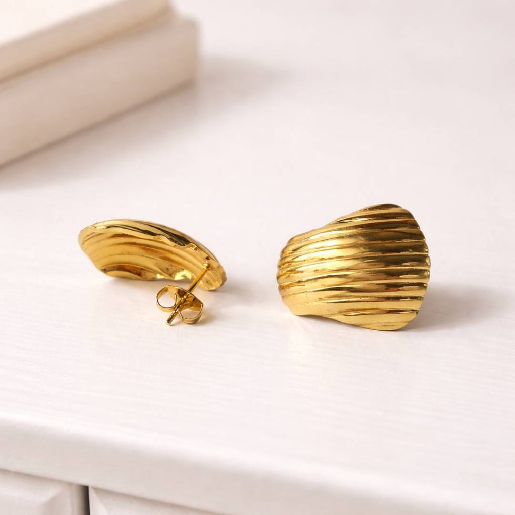 Oyster Shell Gold-Toned Stud Earrings – Anti-Tarnish | Pack of 1 Pair