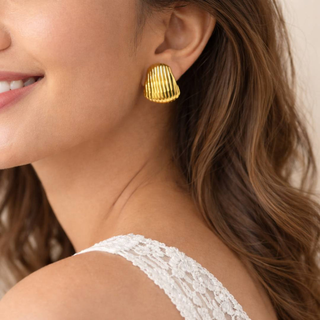 Oyster Shell Gold-Toned Stud Earrings – Anti-Tarnish | Pack of 1 Pair
