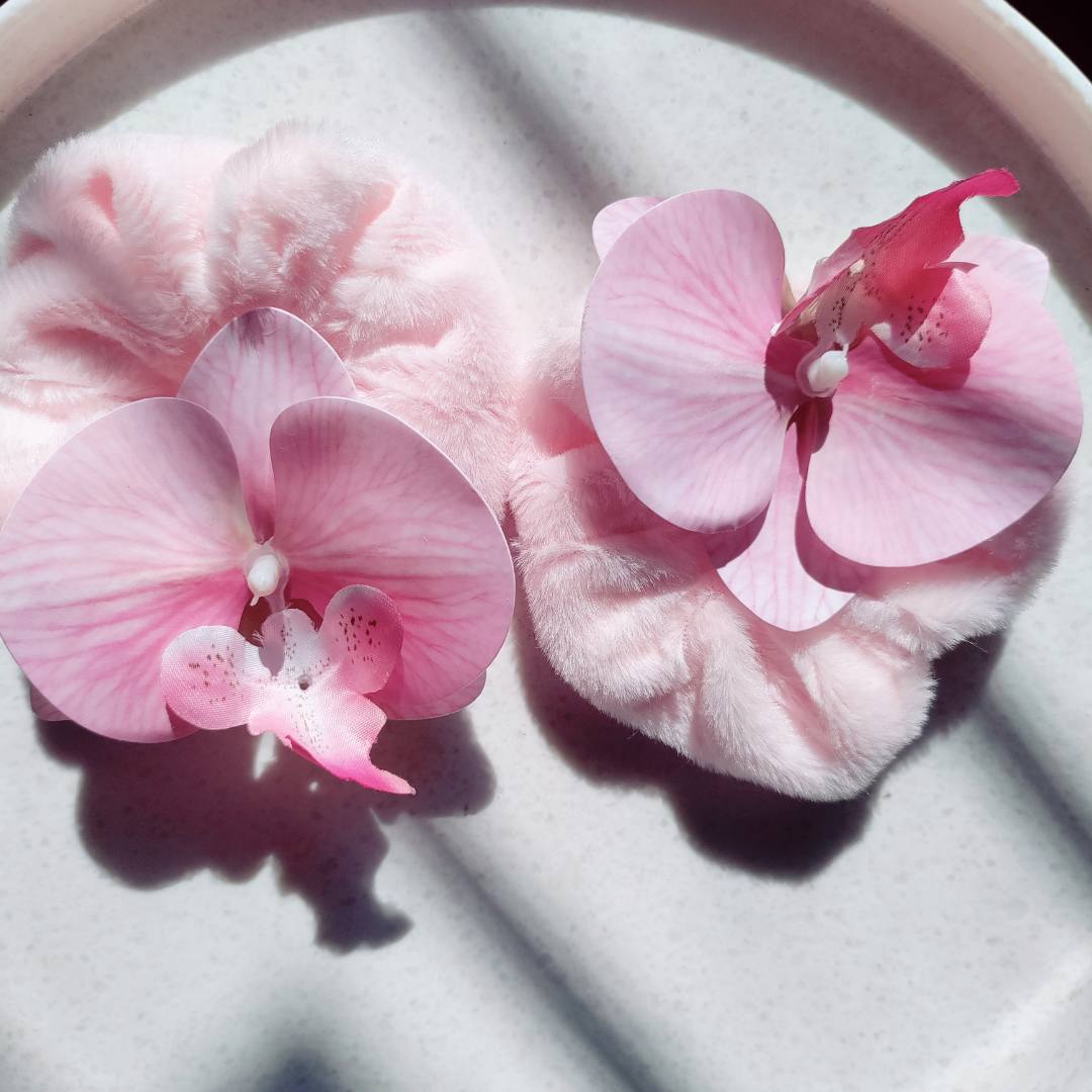 Petal Plush Orchid Faux Fur Scrunchies – Pack of 2