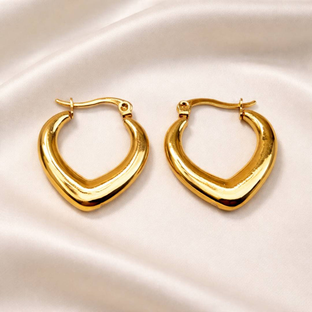 Heart Curve Hoops – Anti-Tarnish | Pack of 1 Pair