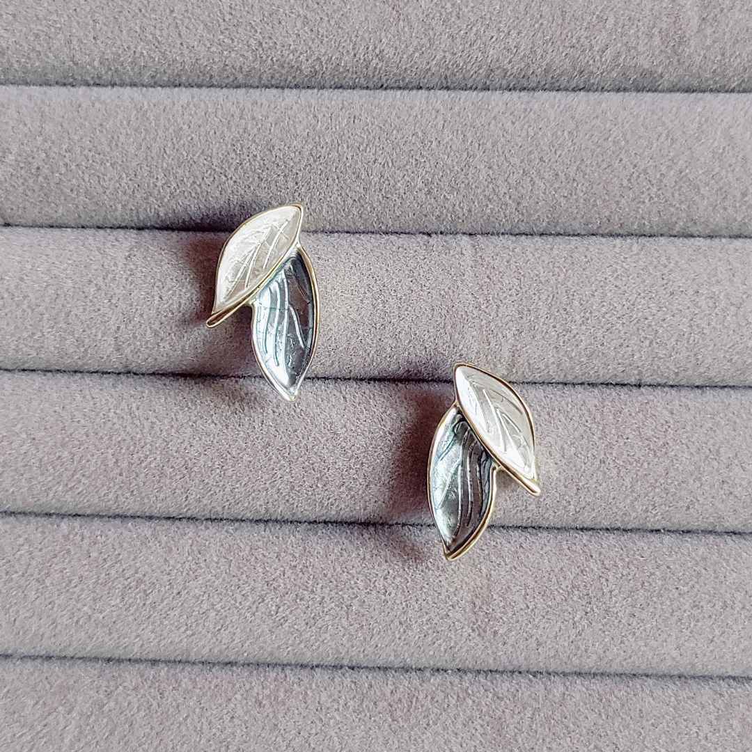 Sylva Stud Earrings – Pack of 1 Pair