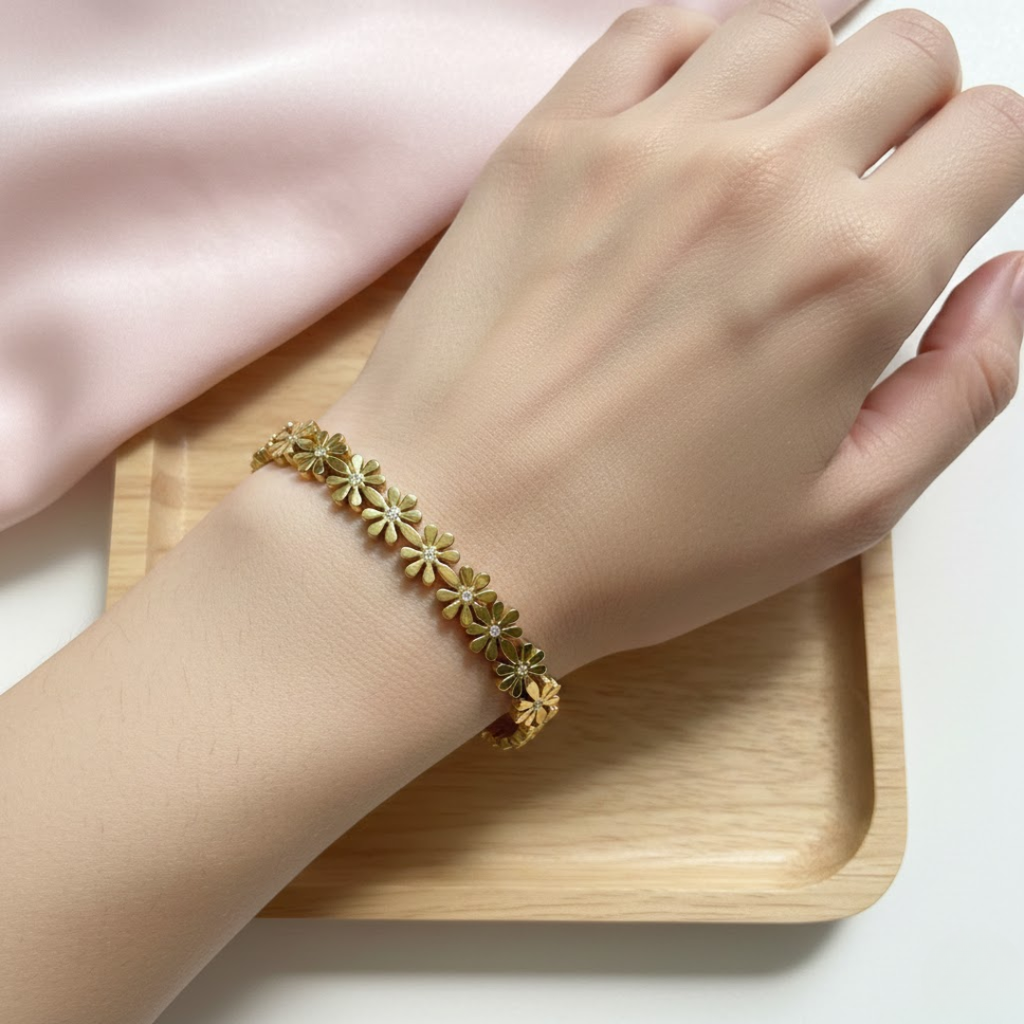 Daisy Flora Antitarnish Bracelet for Women – Pack of 1