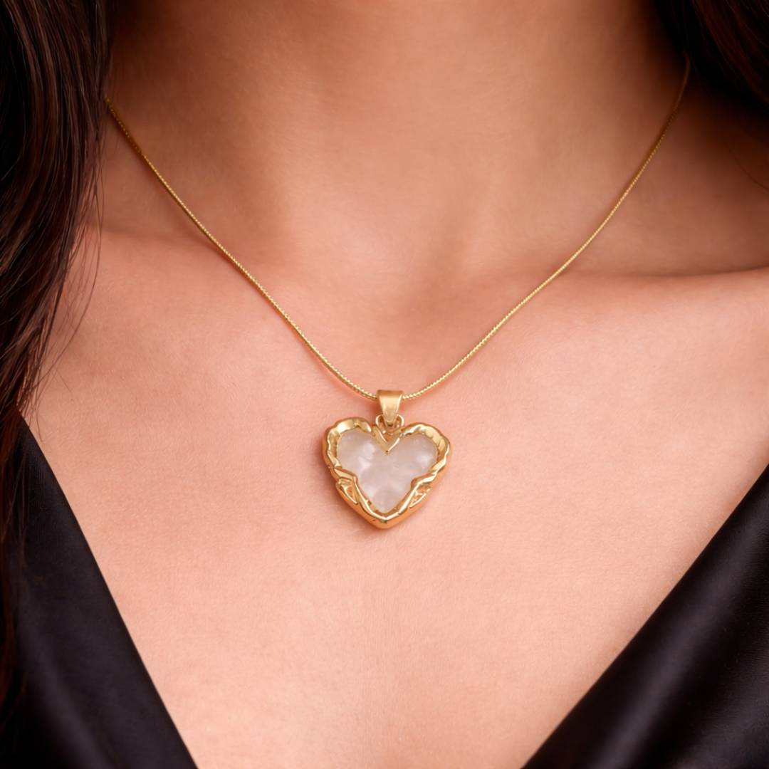 Molten Heart Enamel Anti-Tarnish Pendant Necklace – Pack of 1