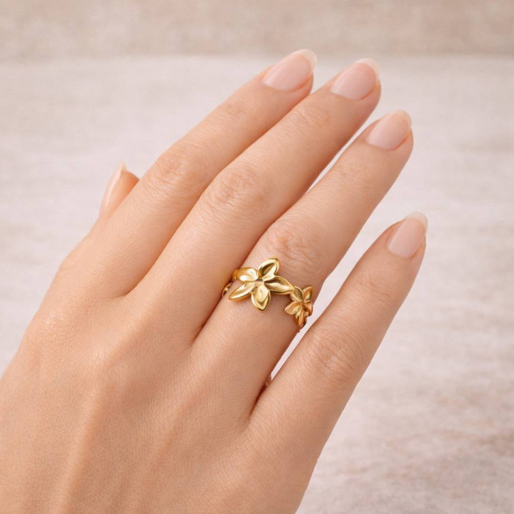 Antique Gold-Tone Fleur Radiance Adjustable Ring – Anti-Tarnish | Pack of 1