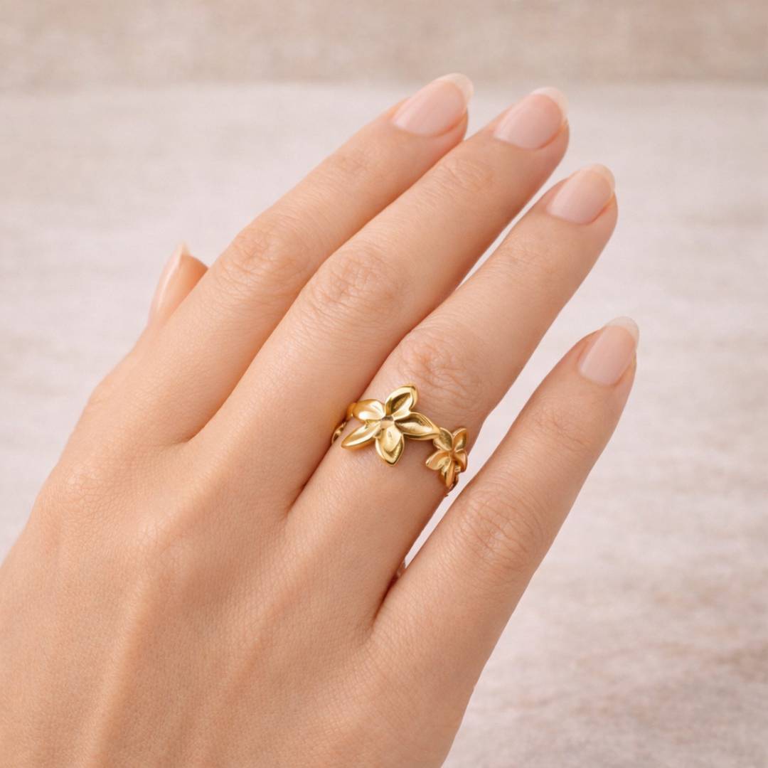 Antique Gold-Tone Fleur Radiance Adjustable Ring – Anti-Tarnish | Pack of 1