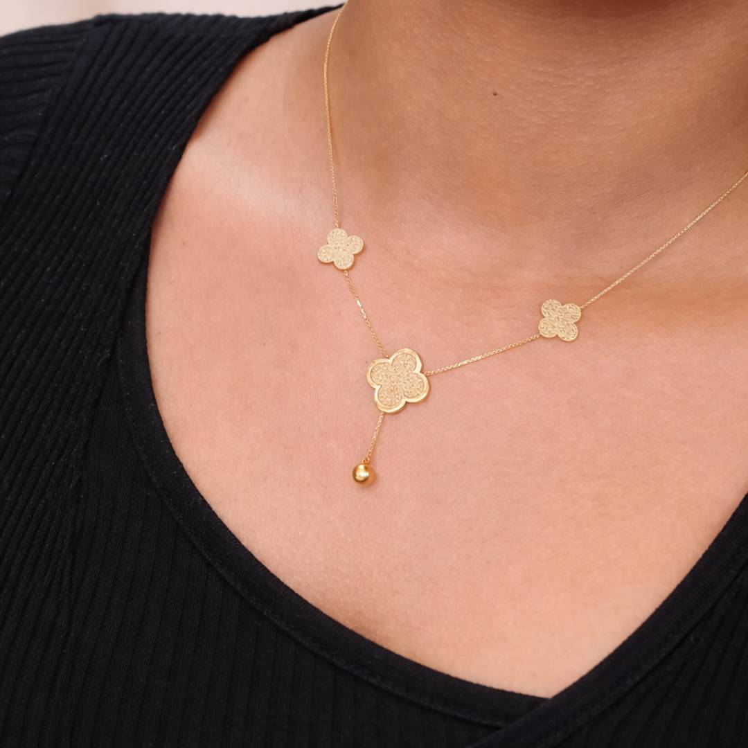 Clover Charm Drop Anti-Tarnish Pendant Necklace – Pack of 1