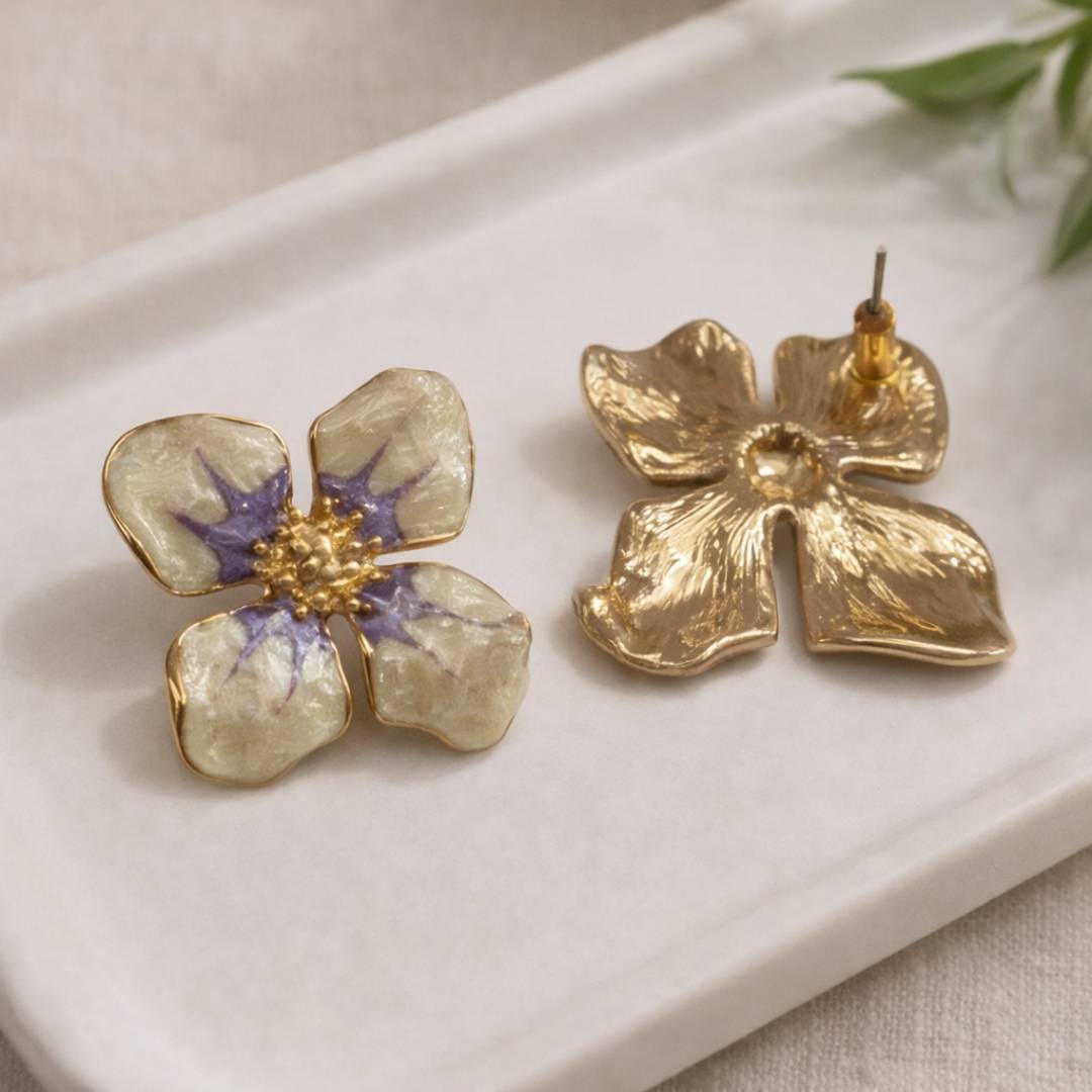 Ivory Bloom Anti-Tarnish Enamel Statement Stud Earrings – Pack of 1 Pair