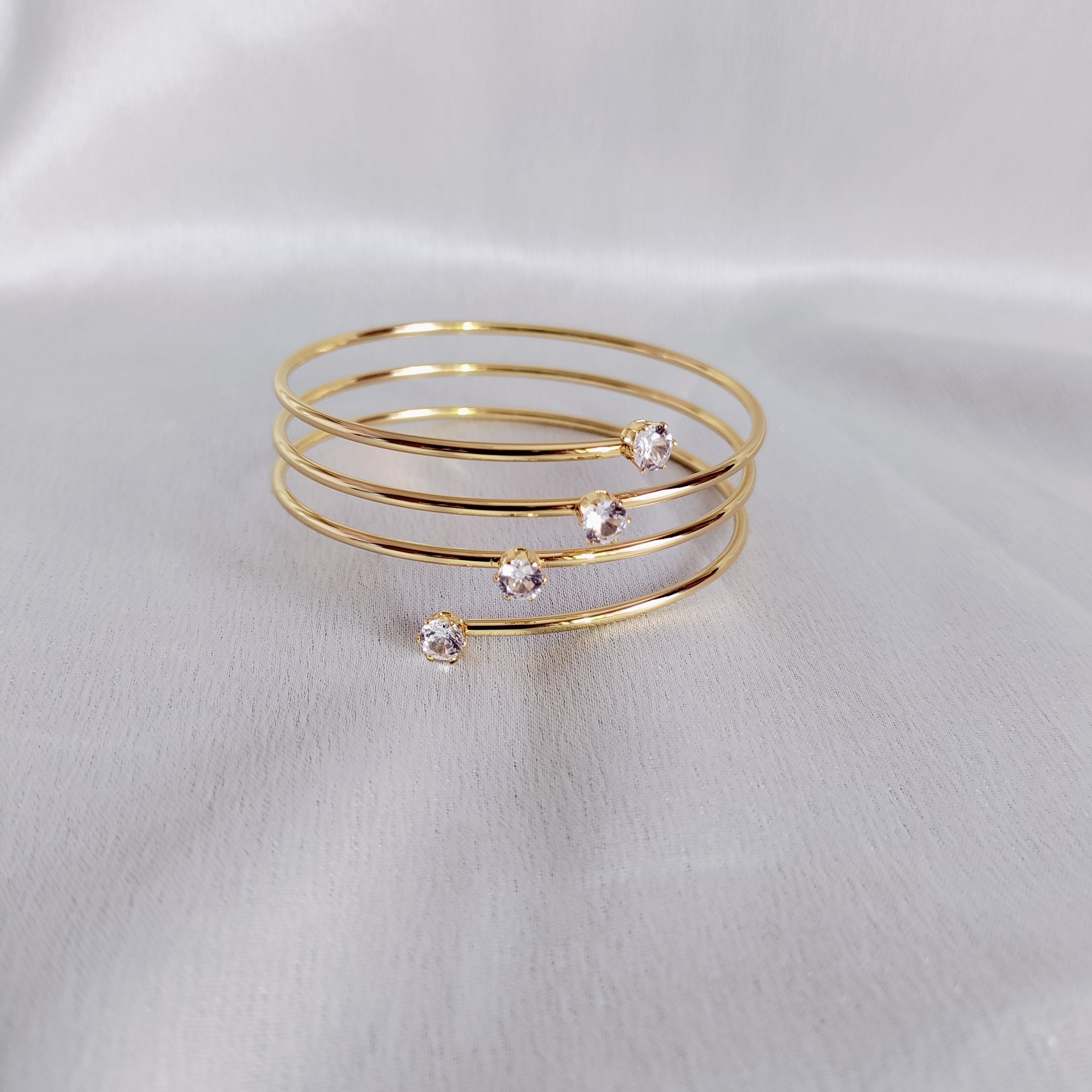 Aura Spiral Antitarnish Bracelet for Women  – Pack of 1