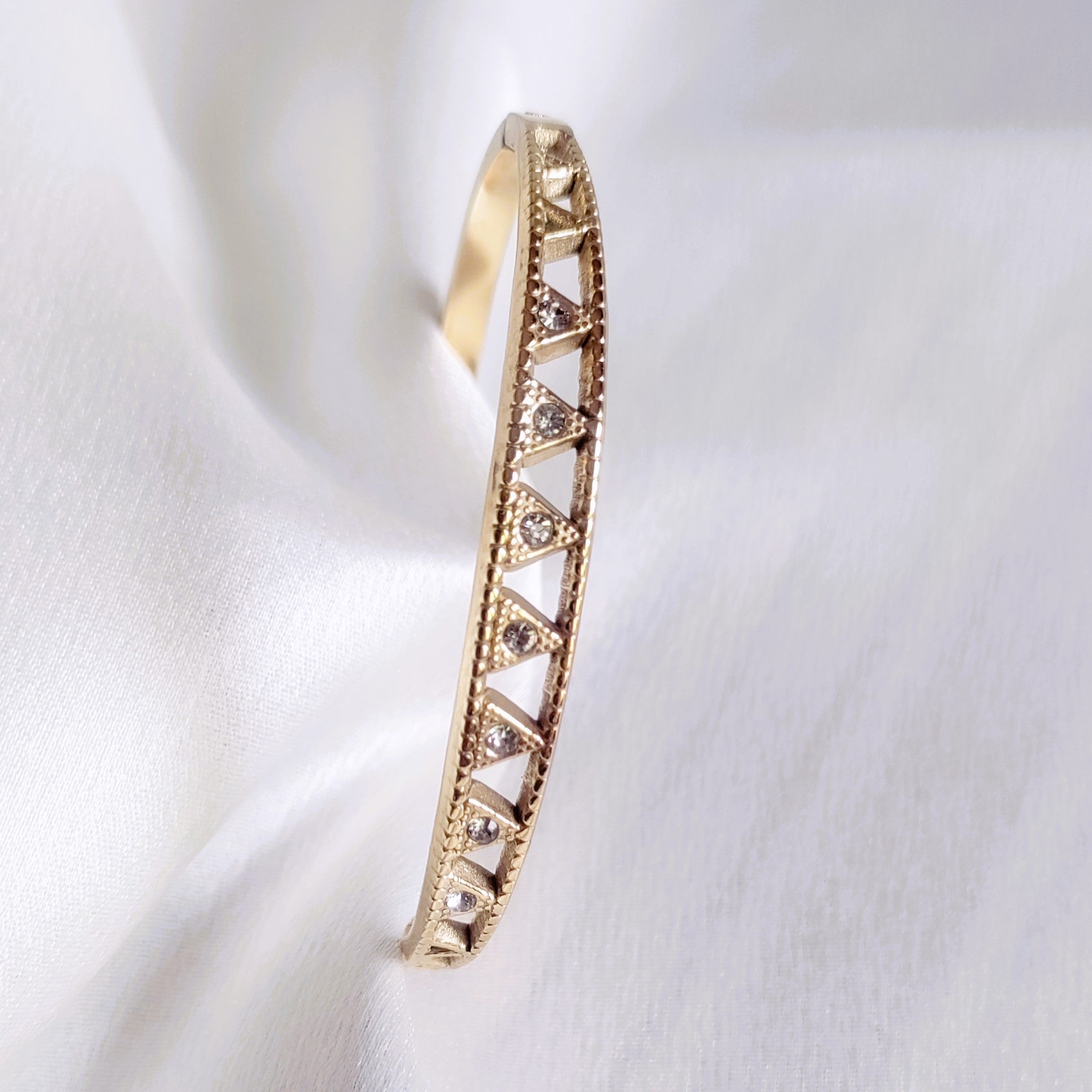 Trigon Glow Antitarnish Bracelet for Women  – Pack of 1